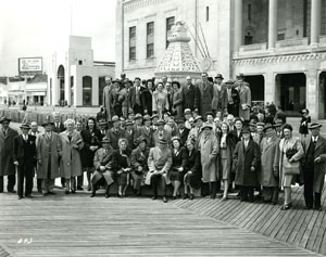 CIO conventioneers, Atlantic City, 1946?