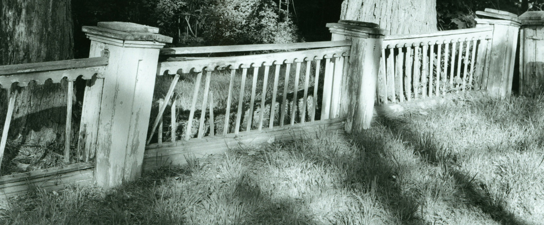 Image of a fence from the Arthur Mange exhibit