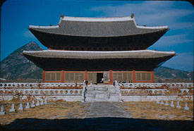 Kyong Bok palace