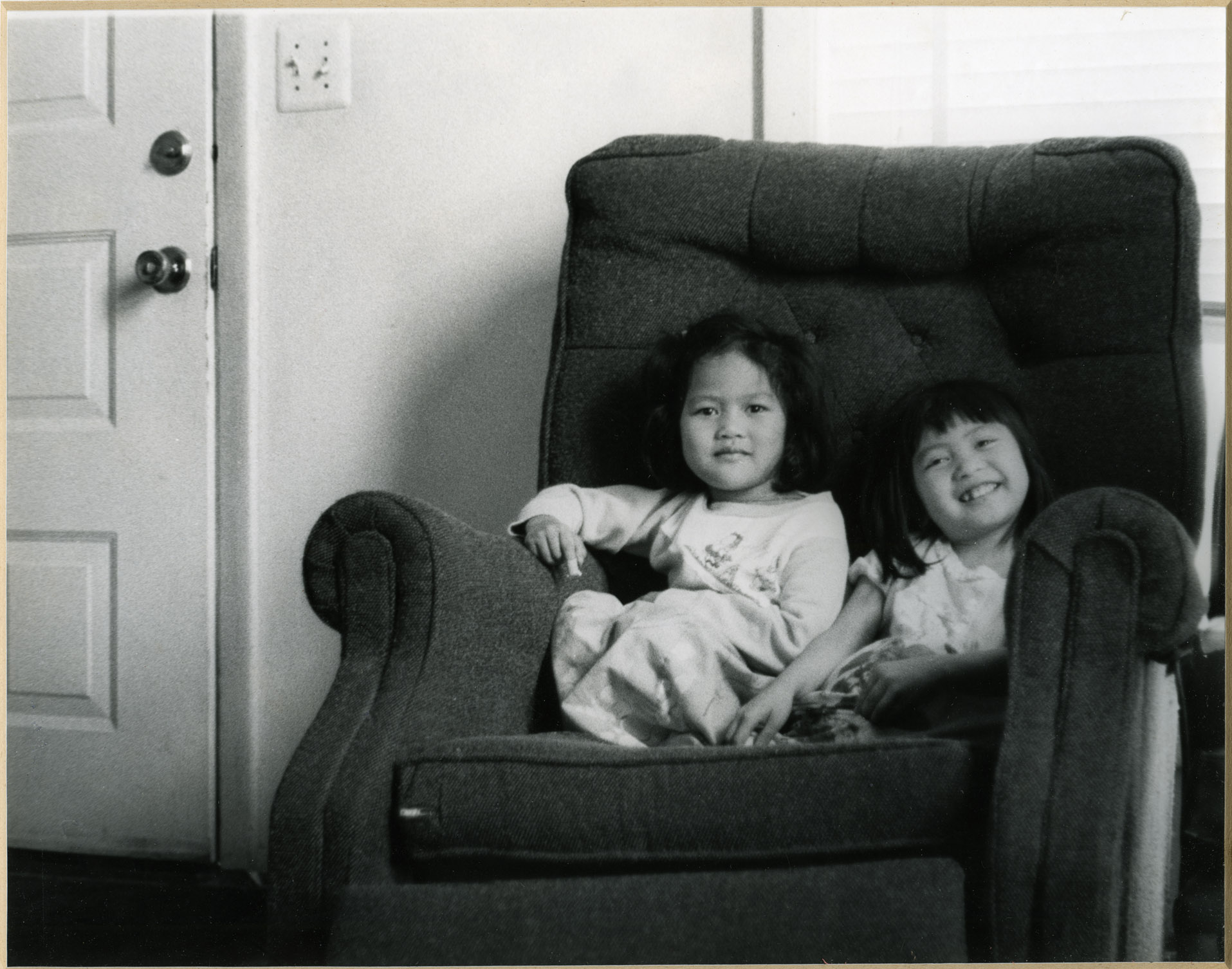 Depiction of At home, photo by Cham Nan Koy, 1982