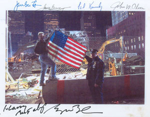 Depiction of Kelley raising the flag, Ground Zero, 2001