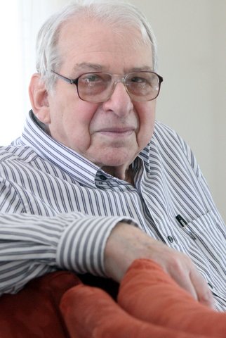 Depiction of Lester Grinspoon, Oct. 2010
