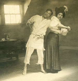 Depiction of Yoshiaki and Fude Yamashita, ca.1904