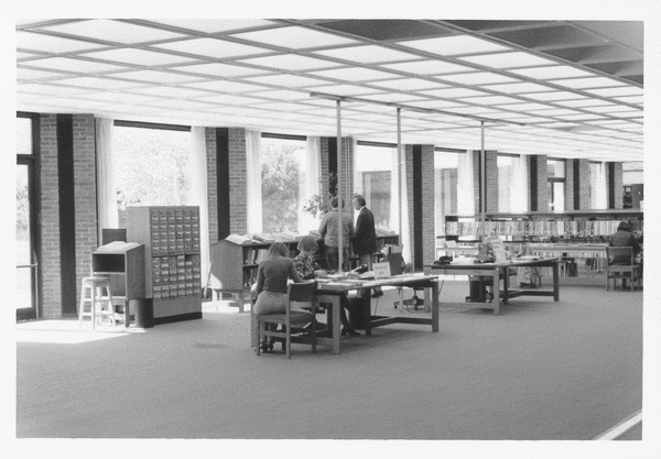 Du Bois Library interior, Oct. 1974